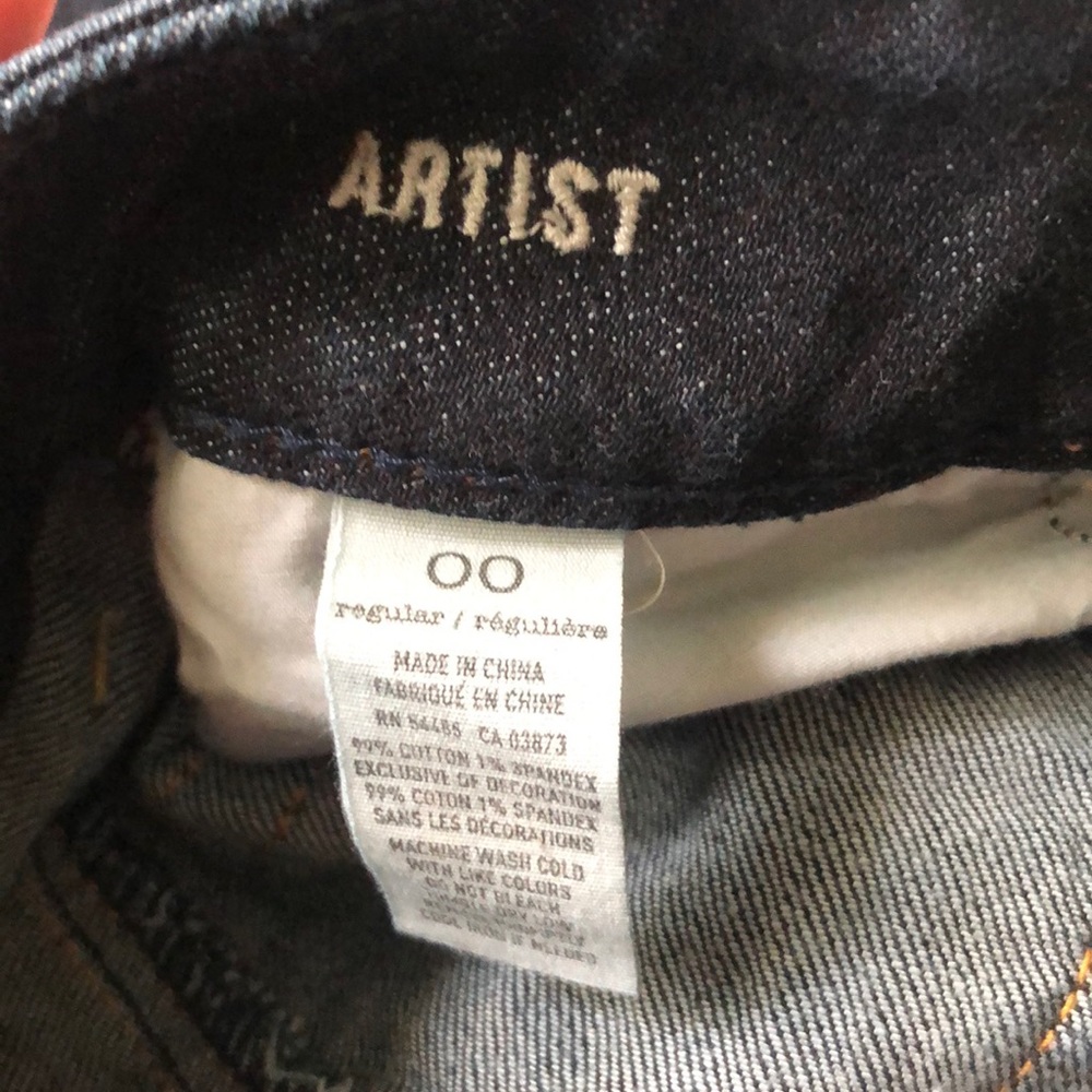 Jeans - Picture 2 of 3